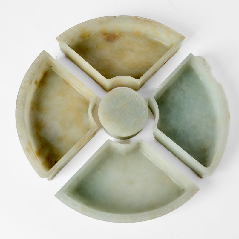 A Rare Chinese Carved Jadeite "Sweetmeat" Set with Silk and Card Stand - 图3