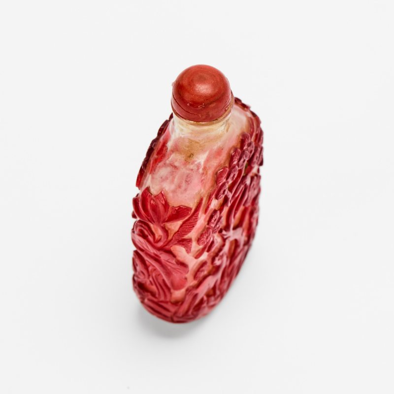 A Chinese Red Overlay Glass Snuff Bottle - 图3