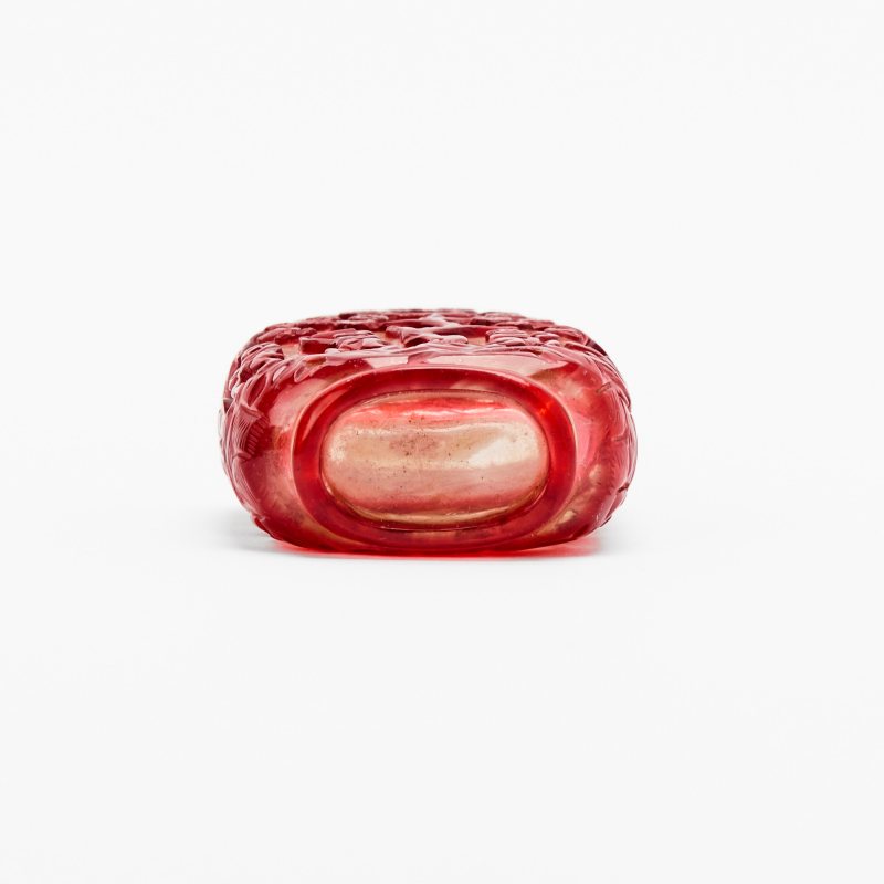 A Chinese Red Overlay Glass Snuff Bottle - 图4