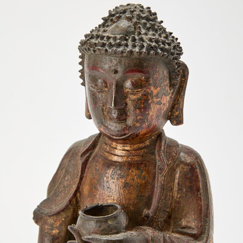 A Chinese Gilt Lacquered Bronze Figure of Shakyamuni - 图4