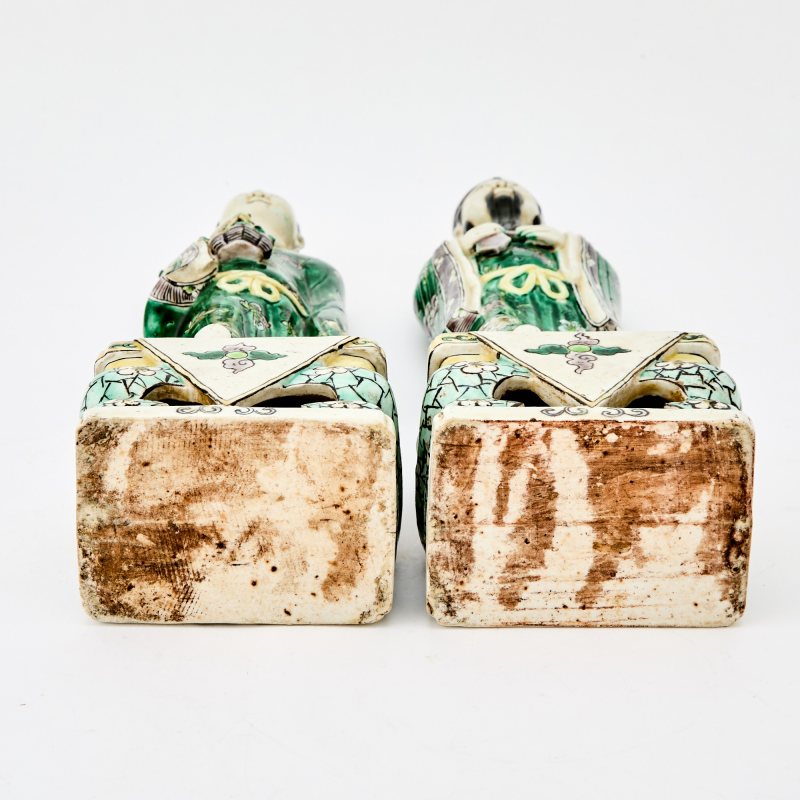 Two Chinese Famille Verte Porcelain Figures - 图6