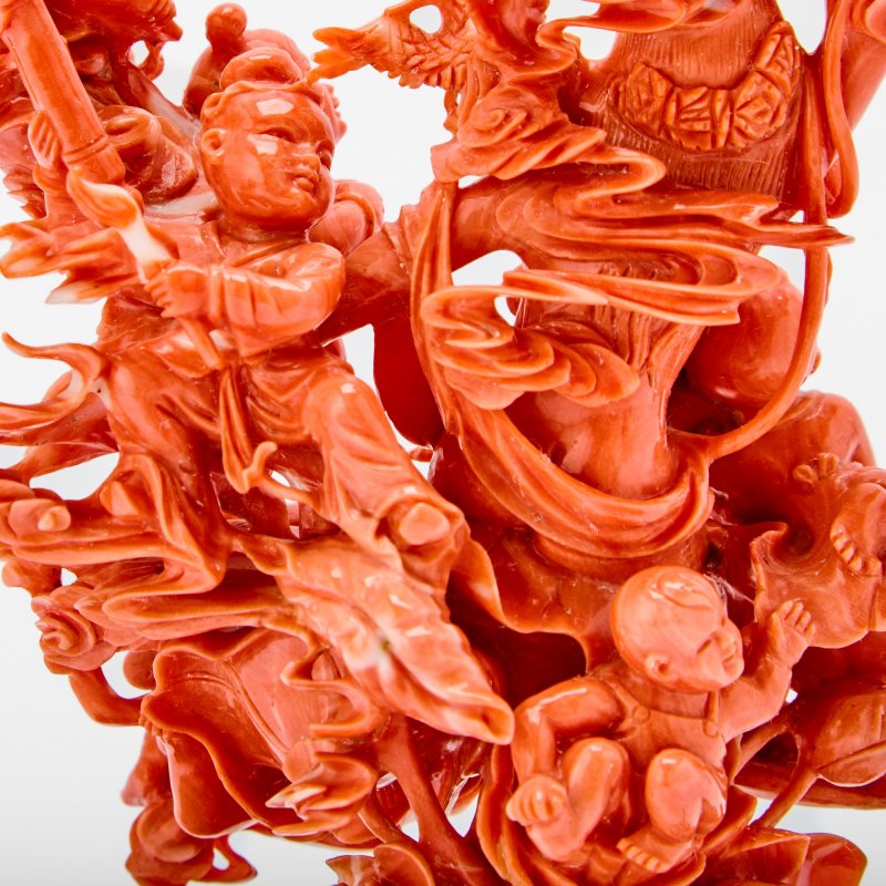A Chinese Coral Carving of a Figural Group - 图3