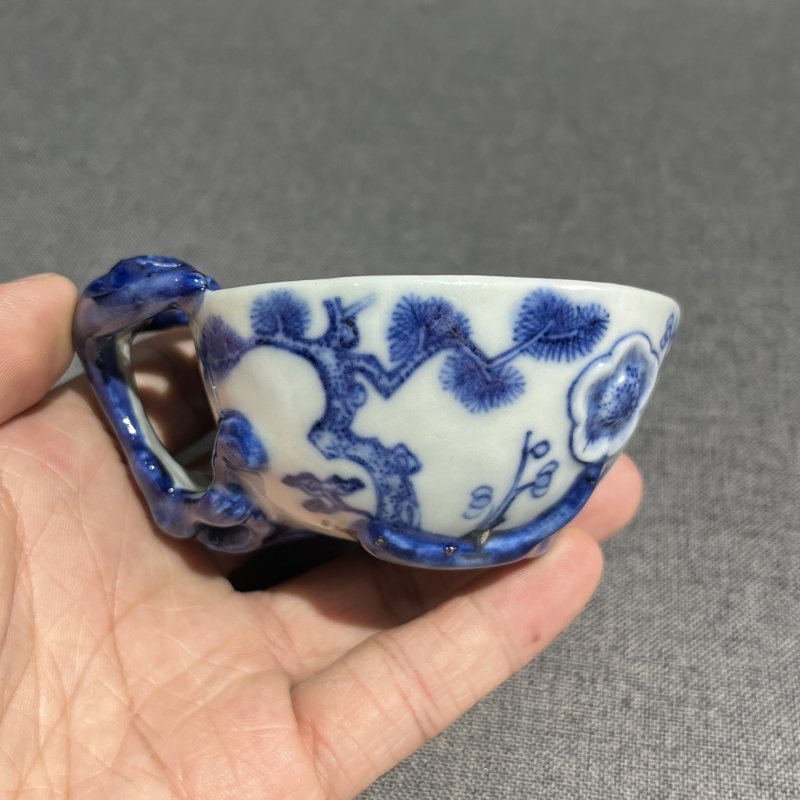 清中期花卉堆塑大杯 - 图4