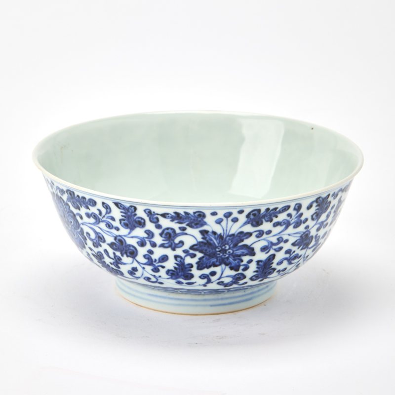 A Chinese Blue and White Porcelain Bowl - 图2