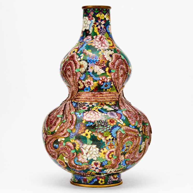 A Chinese Cloisonne Enamel 'Millefleurs' Vase - 图2