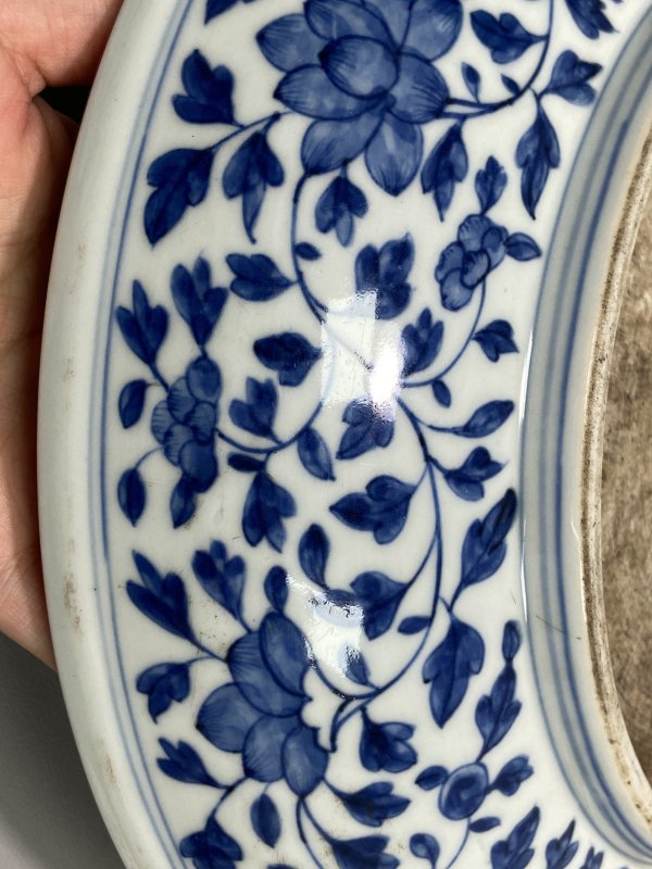 清雍正 青花缠枝莲纹大盘 - 图20