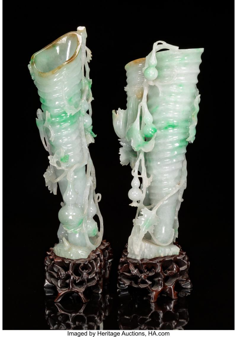 A Pair of Chinese Carved Jadeite Rhyton-Form Vases - 图5
