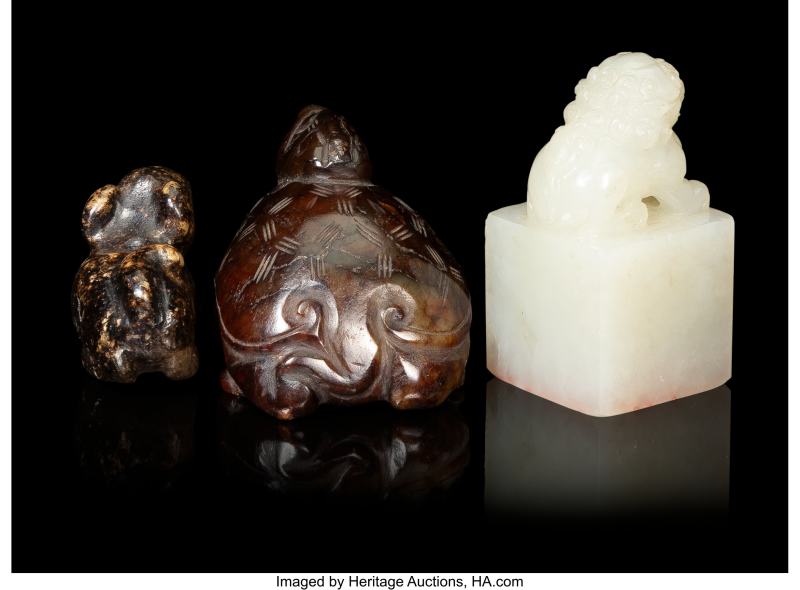 A Group of Three Chinese Jade Animal Carvings - 图3