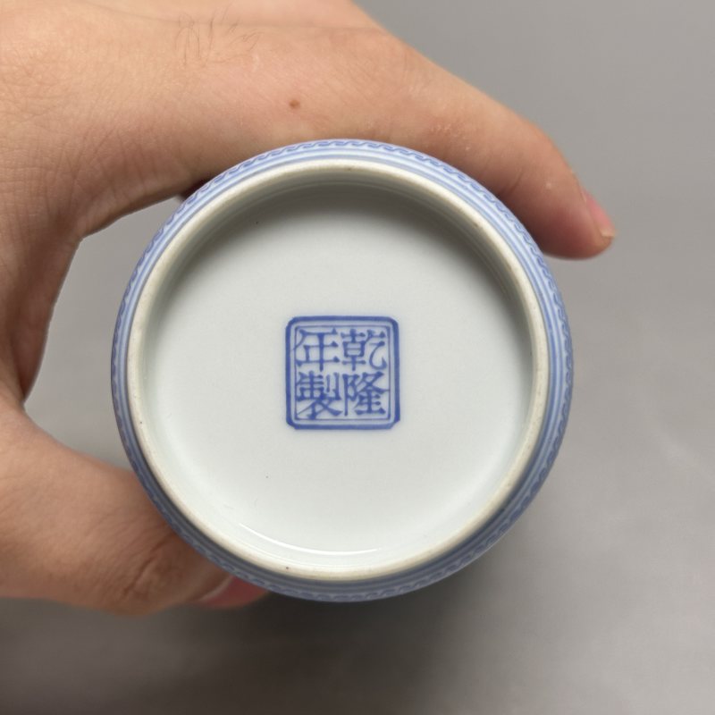 民国 粉彩人物故事图瓶 - 图6