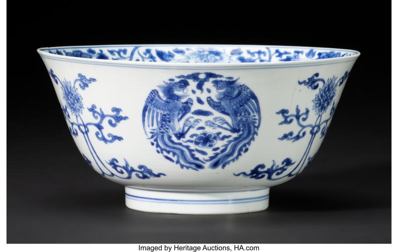 A Chinese Blue and White 'Phoenix' Bowl