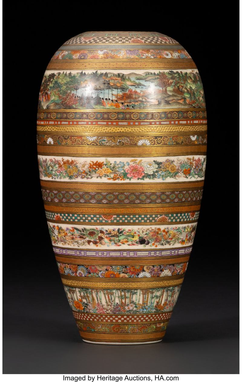 An Exquisite Japanese Satsuma Vase by Okada Jizan - 图2