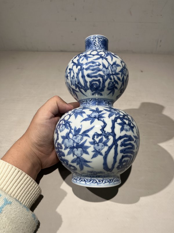 民国 青花缠枝福禄寿葫芦瓶 - 图2
