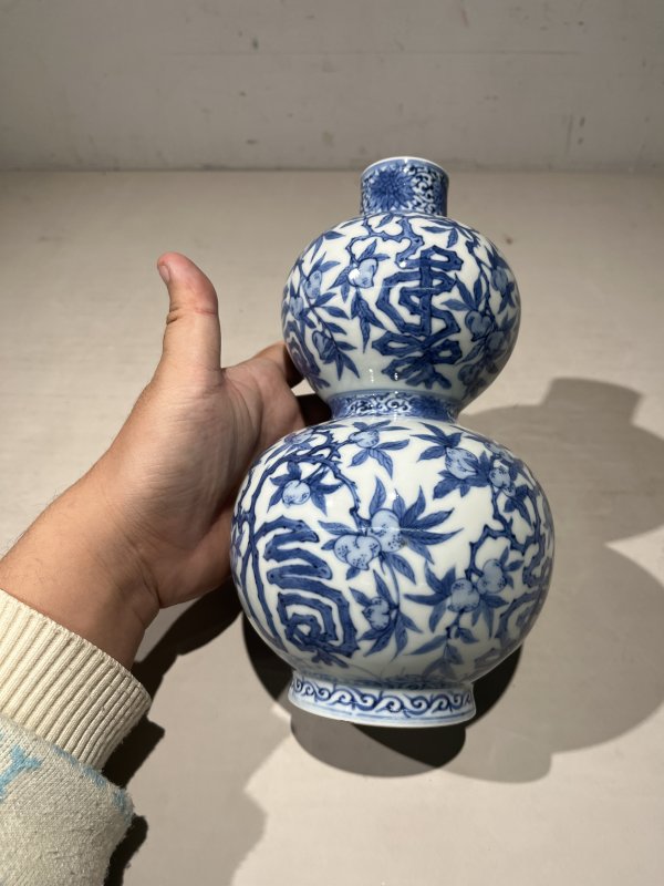民国 青花缠枝福禄寿葫芦瓶 - 图3