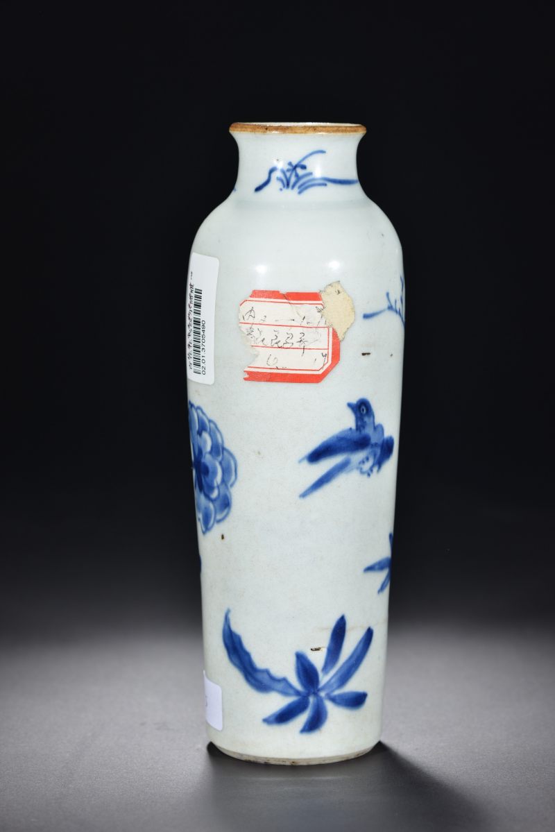清顺治 青花花鸟纹筒瓶 - 图5