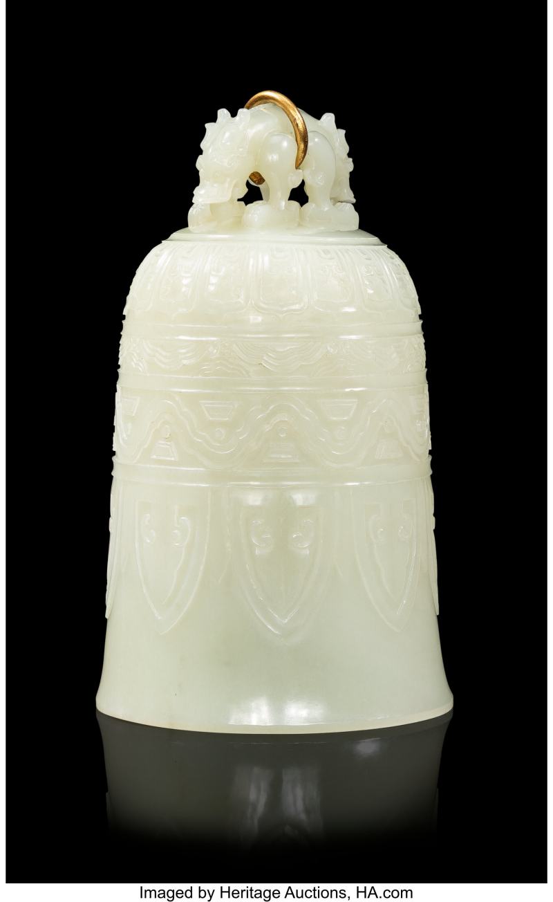 A Chinese Carved Pale Celadon Jade Bell - 图2
