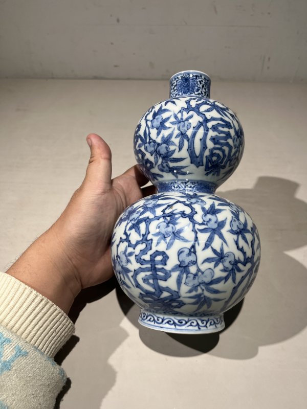 民国 青花缠枝福禄寿葫芦瓶 - 图4