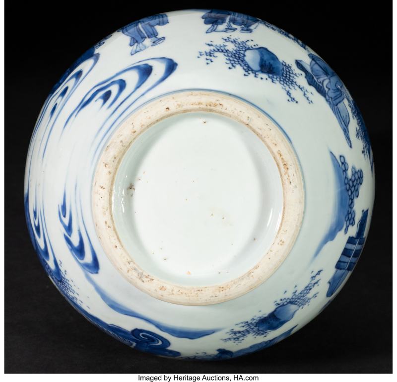A Chinese Blue and White Vase Depicting Scholars, Transitional period - 图4