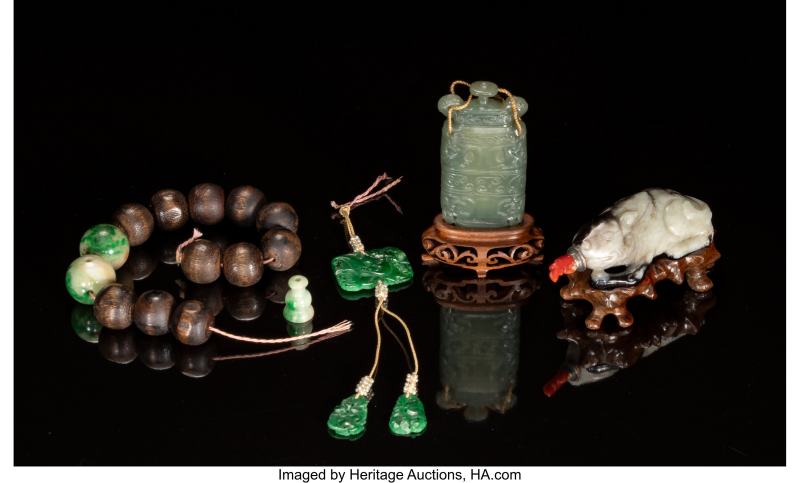 Two Chinese Carved Jade Snuff Bottles and Agarwood Prayer Beads with Jadeite & Seed Pearls