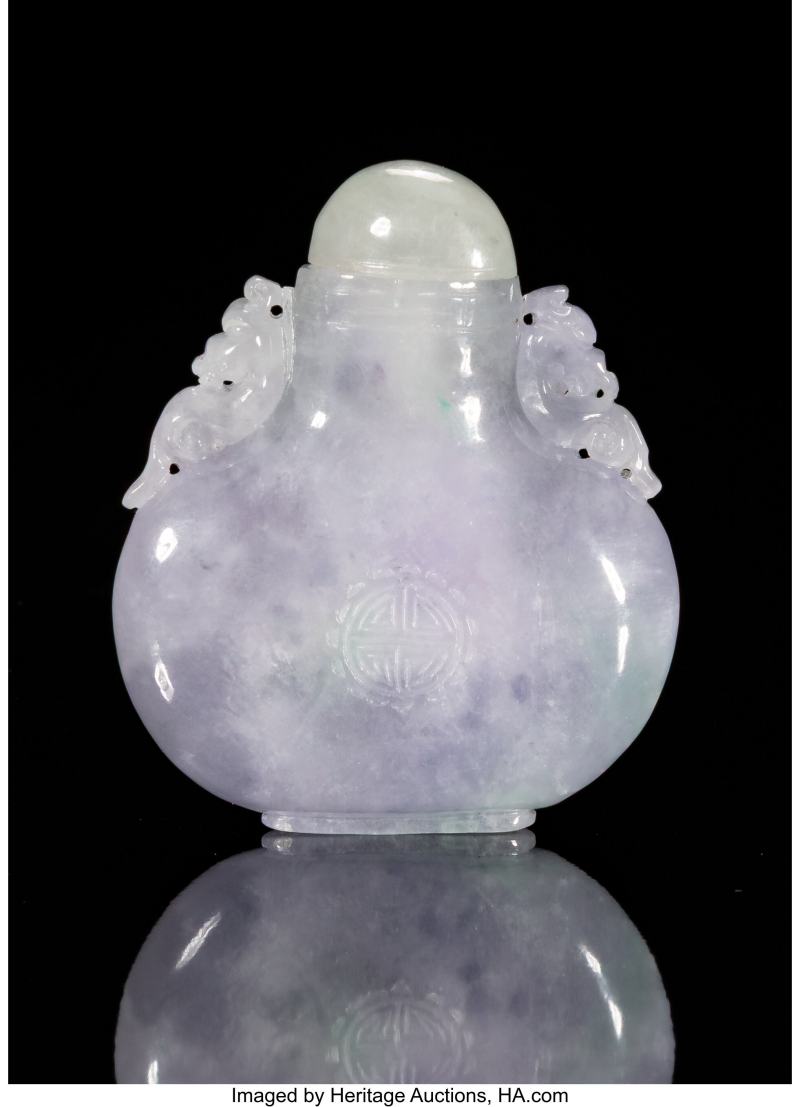 A Chinese Carved Lavender Jadeite Snuff Bottle - 图3