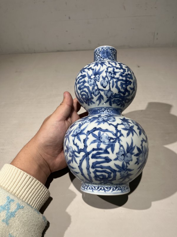 民国 青花缠枝福禄寿葫芦瓶 - 图5
