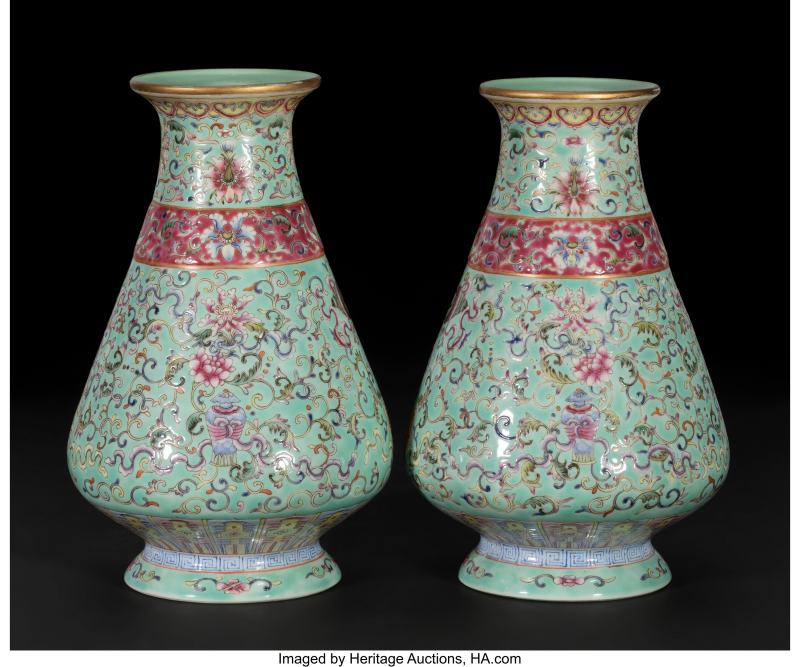 A Pair of Chinese Famille Rose Turquoise-Ground ' - 图4