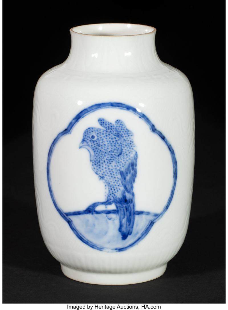 A Chinese Blue and White 'Parrot and Horse' Vase - 图2
