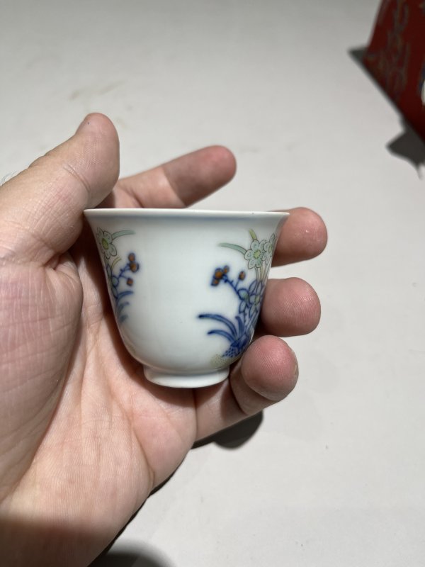 清同治 斗彩水仙花石纹小酒杯一对 - 图6