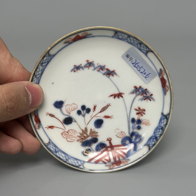 清雍正 青花矾红描金花卉纹盘一对 - 图21