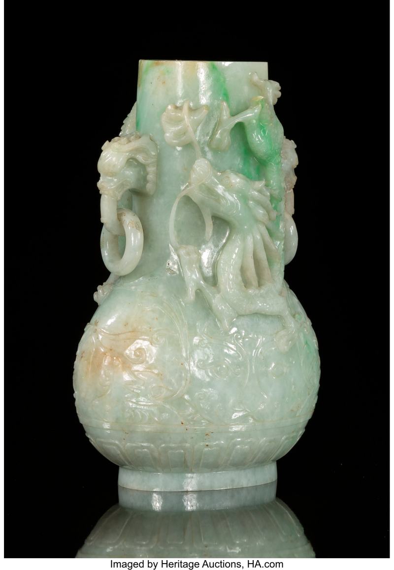 A Chinese Carved Jadeite 'Dragon' Double-Handled Vase - 图2