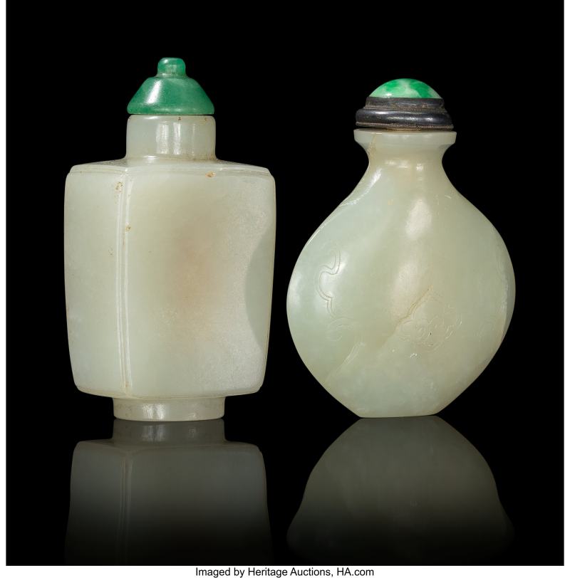 Two Chinese Carved Celadon Jade Snuff Bottles - 图2