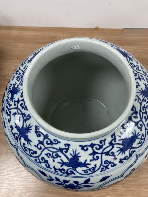 明万历 青花四贤居士图大罐 - 图3