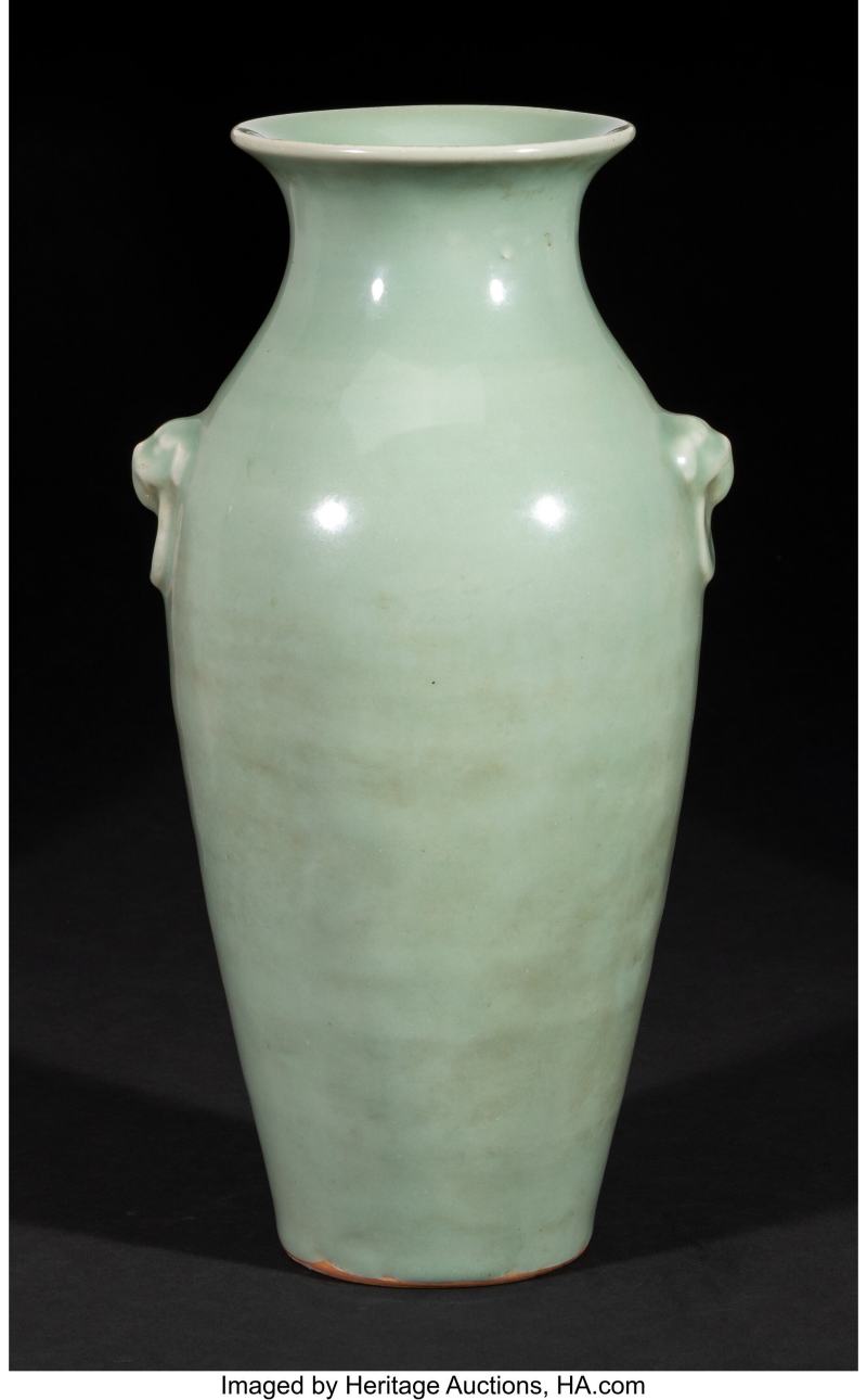 A Rare Chinese Celadon-Glazed Elephant-Form Handled Vase - 图3