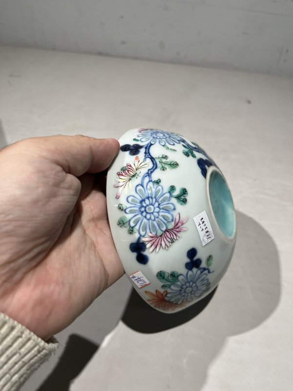 清乾隆 青花加彩花卉纹茶碗一对 - 图6