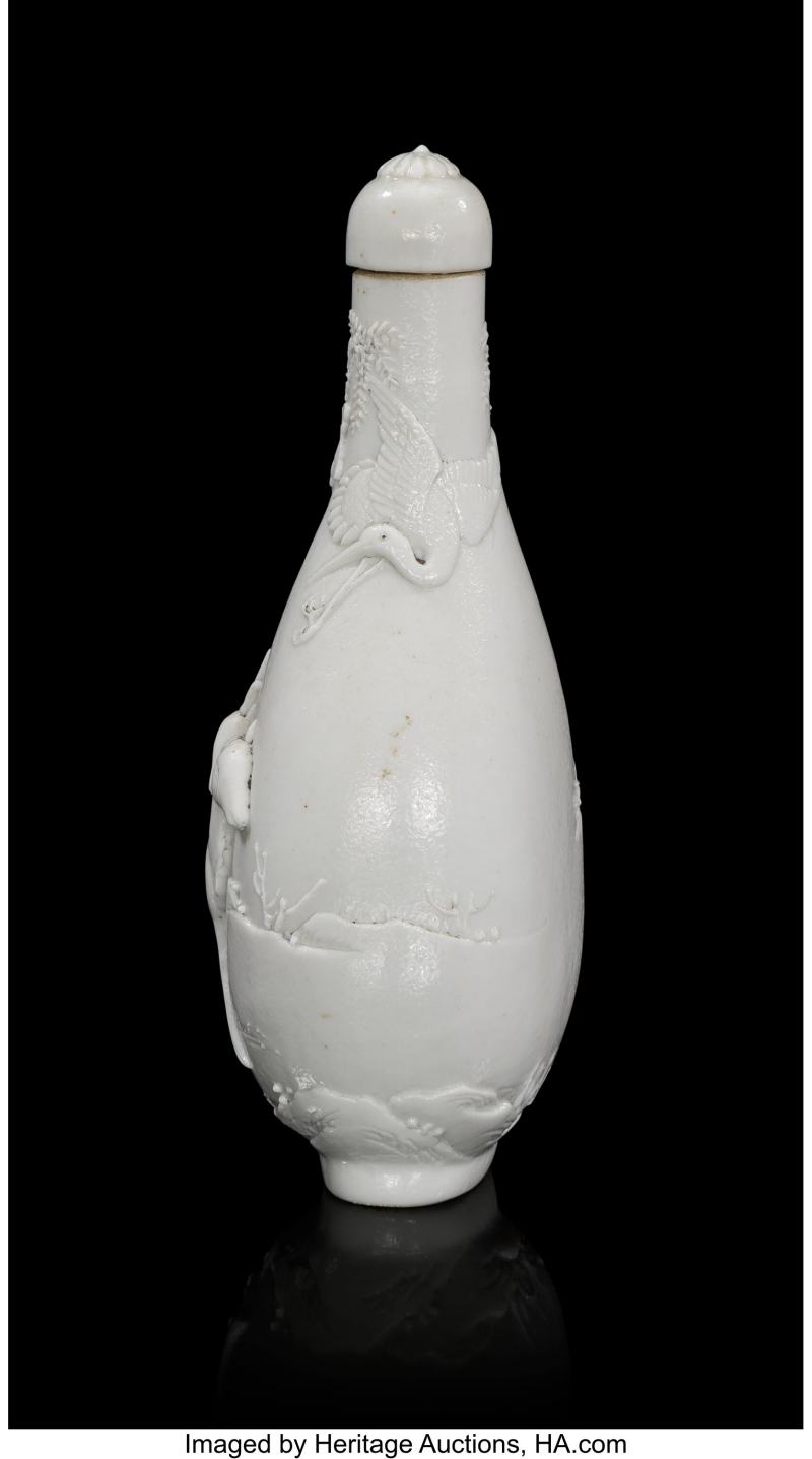A Chinese Carved and Molded White Porcelain 'Deer' Snuff Bottle - 图4