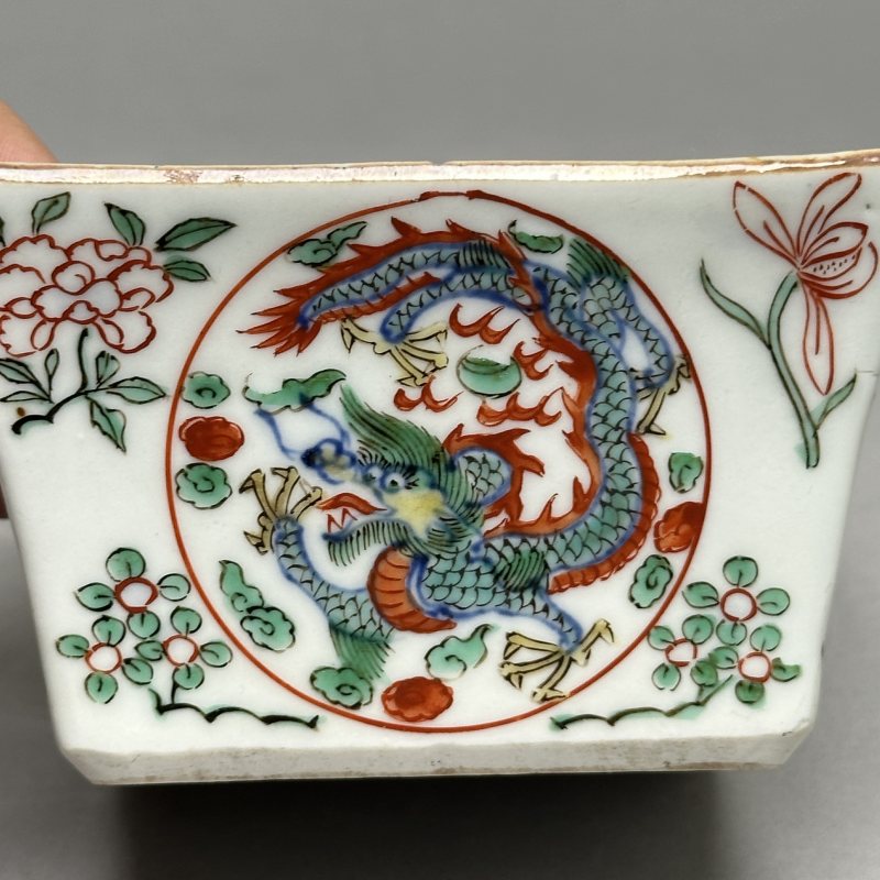 清晚期 青花五彩龙纹斗方洗 - 图3