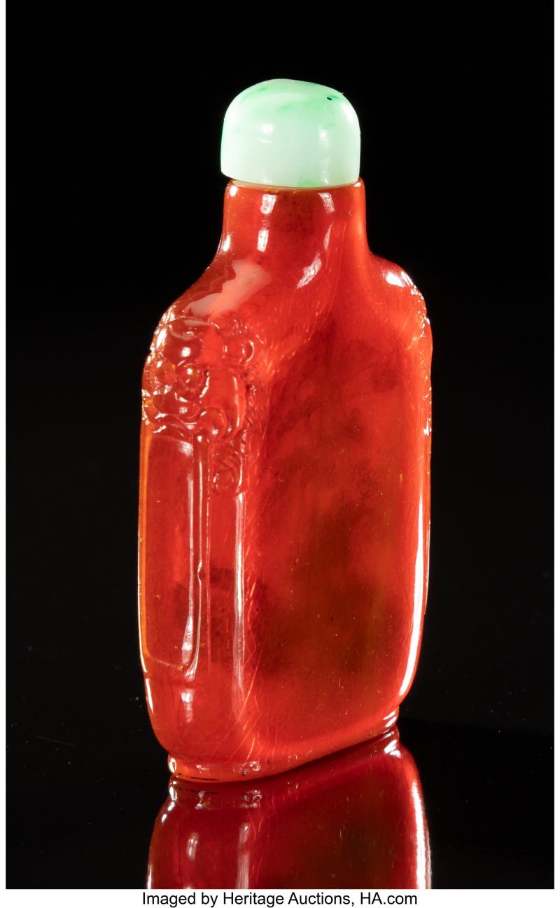 A Rare Chinese Inside-Painted Amber Snuff Bottle by Ye Xiaofeng - 图3