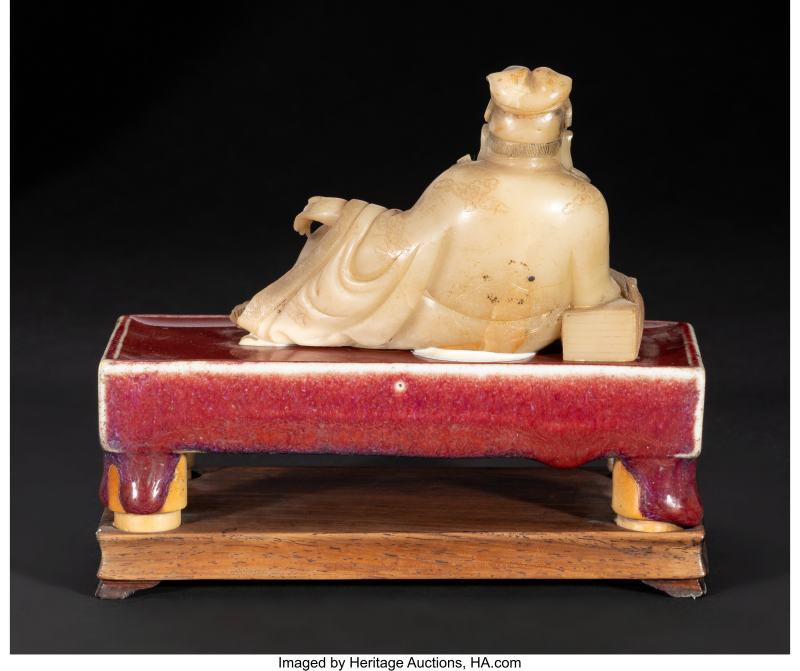 A Chinese Carved Soapstone Figure of a Reclining Scholar - 图3