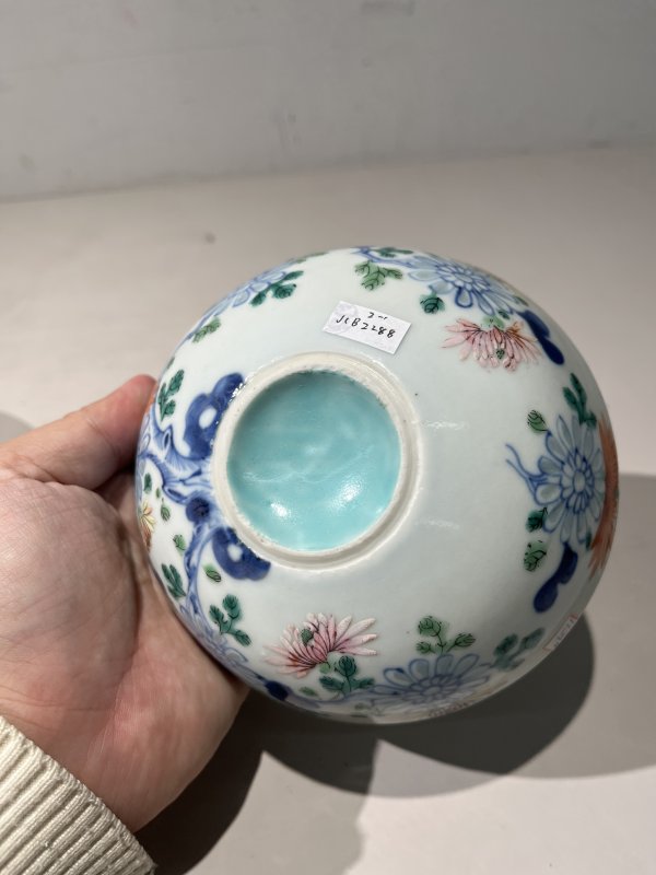 清乾隆 青花加彩花卉纹茶碗一对 - 图11