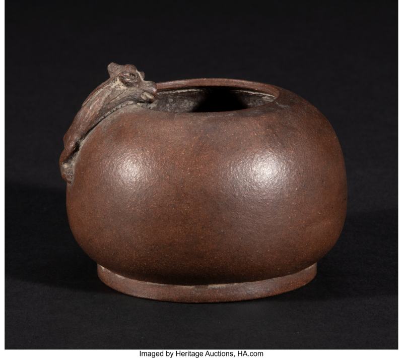 A Chinese Yixing Pottery Water Coupe with Molded - 图3