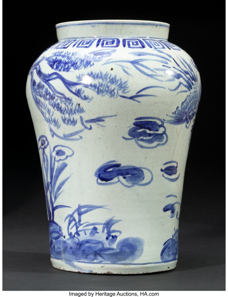 A Tall Korean Blue and White Jar - 图2