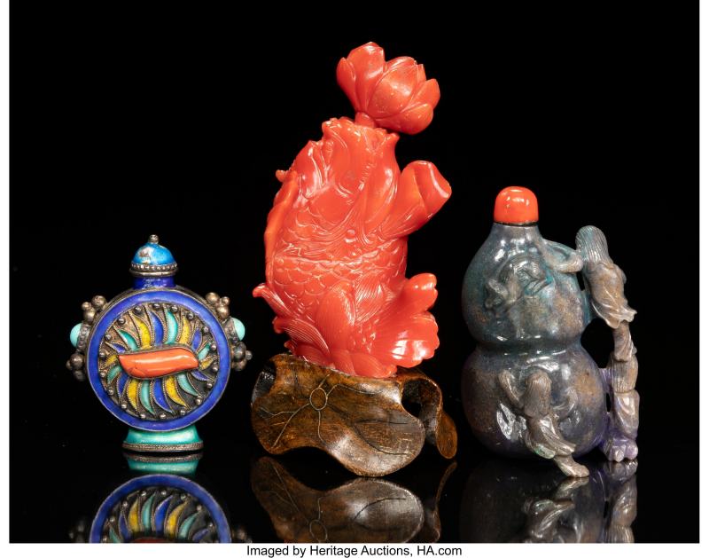 A Group of Three Chinese Coral, Enameled Silver, and Black Opal Snuff Bottles - 图3