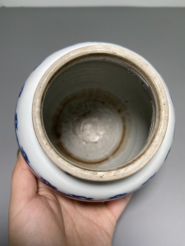 清 青花海水如意纹罐 - 图11