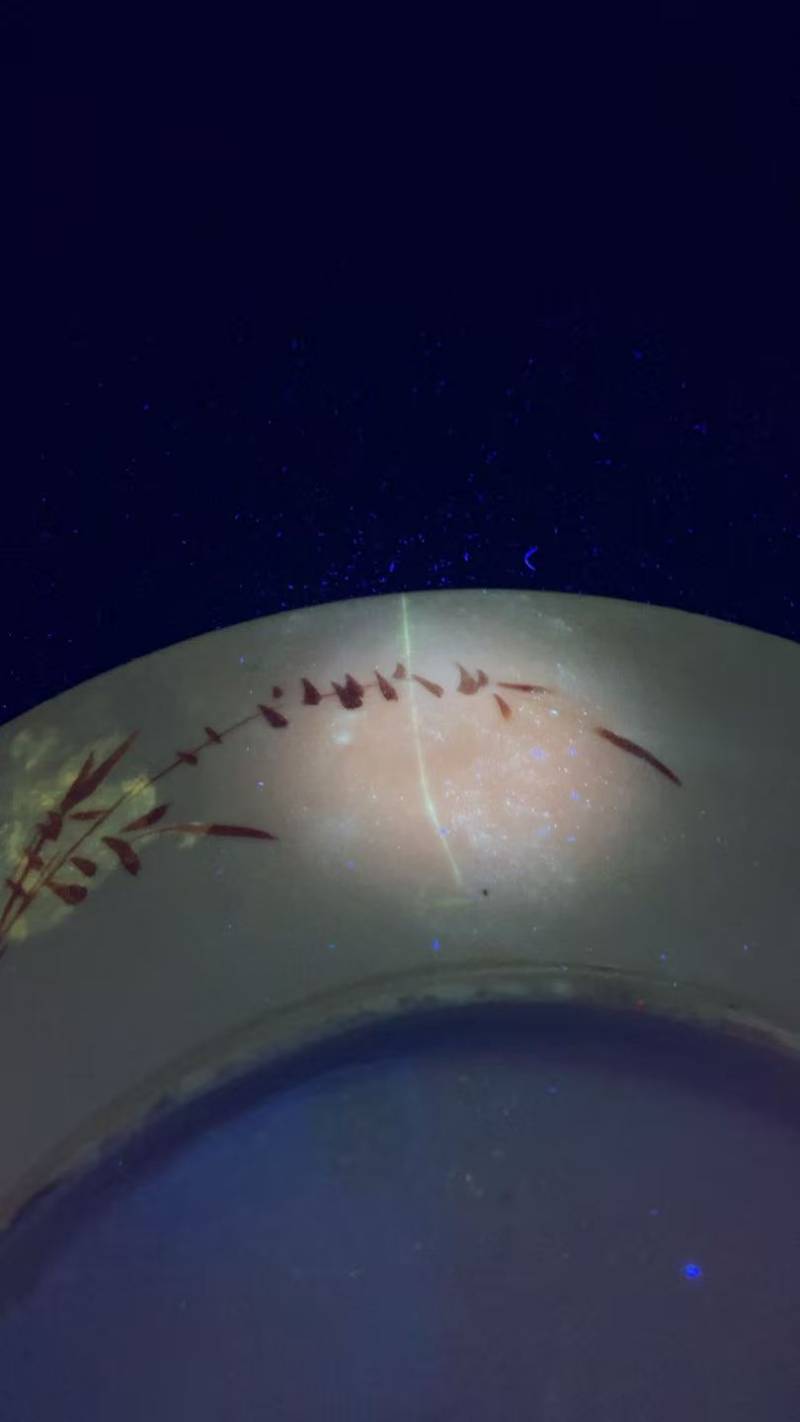 清乾隆 蓝地轧道皮球花纹盘 - 图25