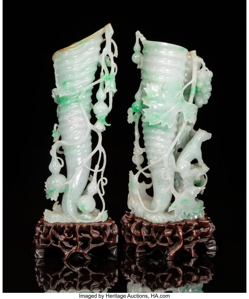 A Pair of Chinese Carved Jadeite Rhyton-Form Vases - 图3