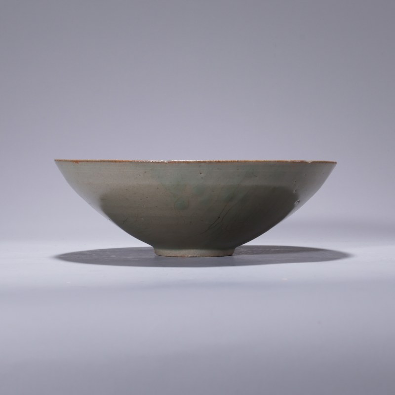 明代 青釉刻花碗 - 图2