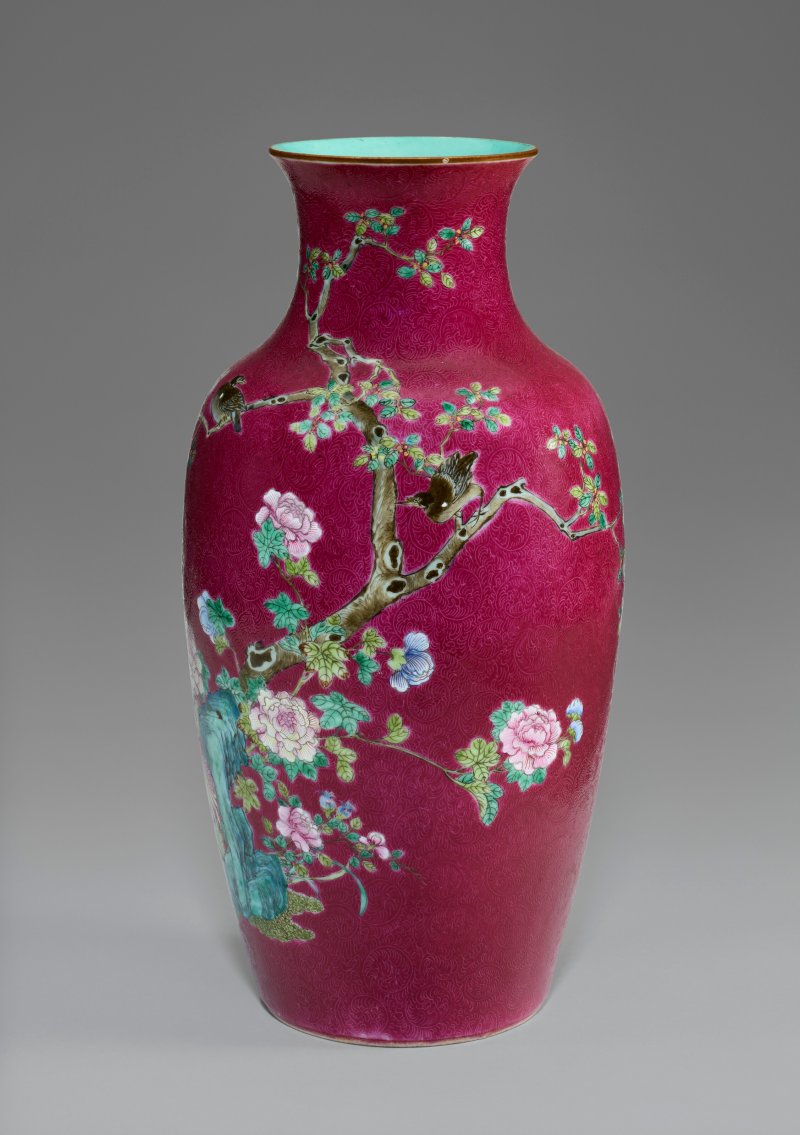 中國 晚清 粉彩軋道胭脂紅地花鳥圖瓶  CHINA, LATE QING DYNASTY - 图2