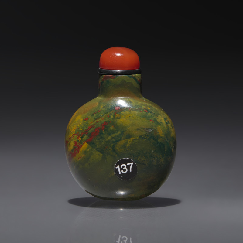 1750–1860年 羊肝瑪瑙小鼻煙壺 | A Miniature Chinese Jasper Snuff Bottle, Qing Dynasty, Circa 1750-1860 - 图2