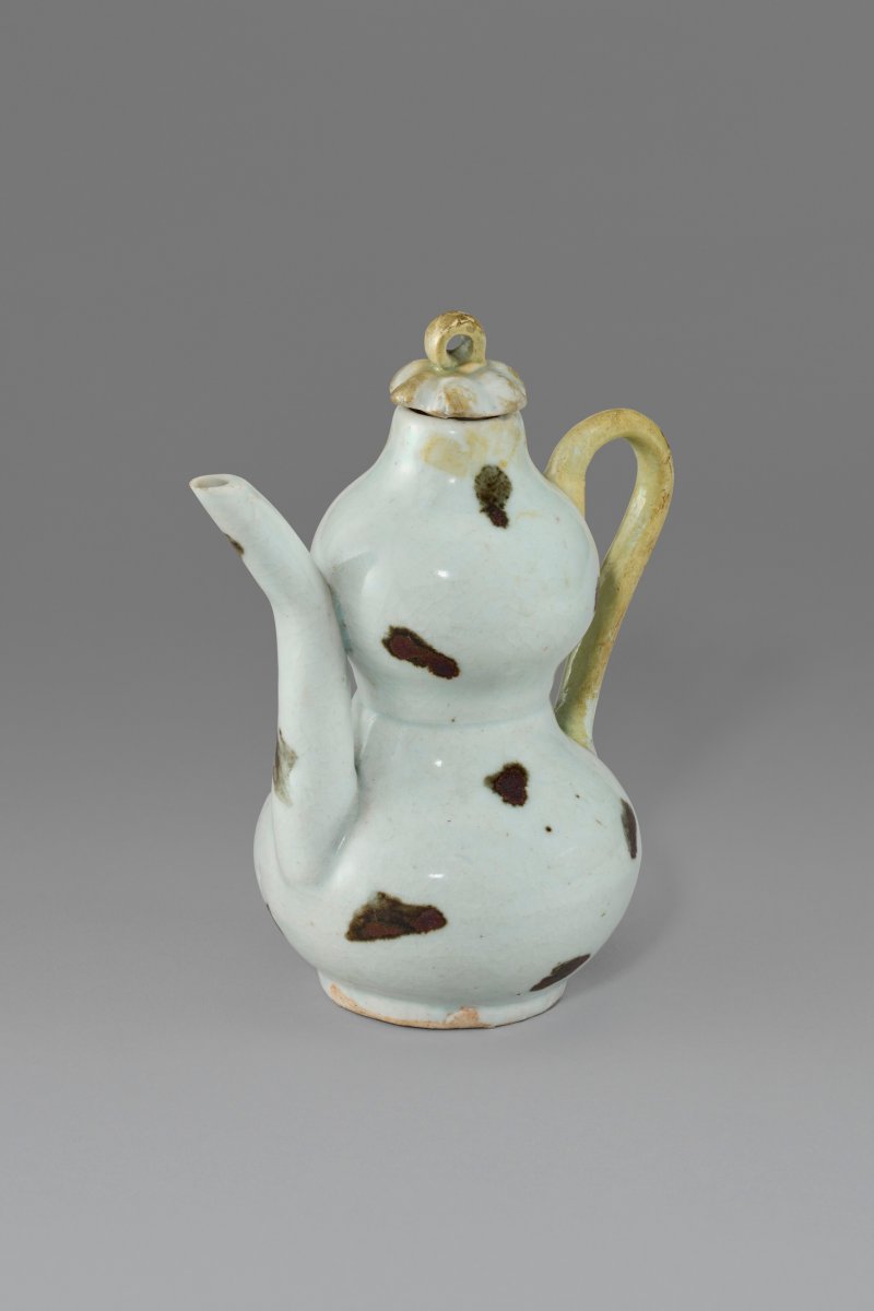 中國 元 青白釉褐斑葫蘆式執壺及蓋  CHINA, YUAN DYNASTY (1279-1368) - 图2