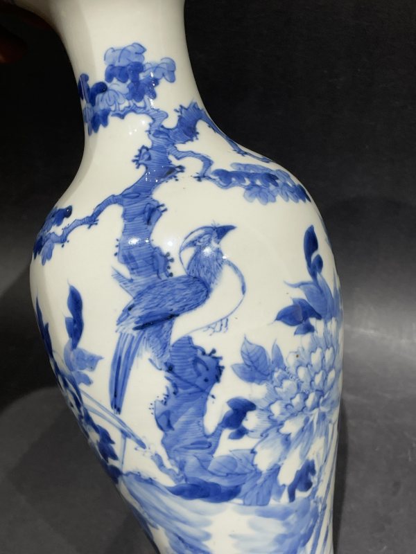 青花花鸟纹观音瓶 - 图6