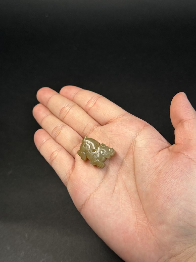 明 青白玉虎形珮 - 图6